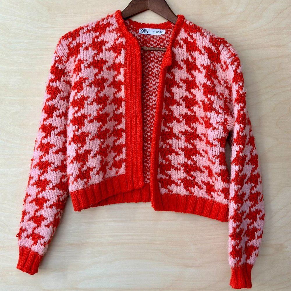 NWOT Zara Pink & Red Houndstooth Sweater Cardigan Winter Retro Size S